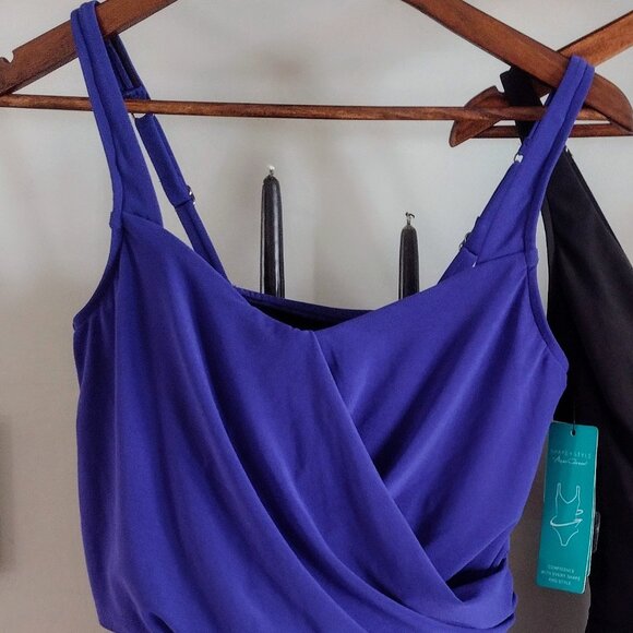 New with Tags! Women's UPF 50 V-Neck Cover Up Swim Romper - Aqua Green® Blue - Picture 5 of 6